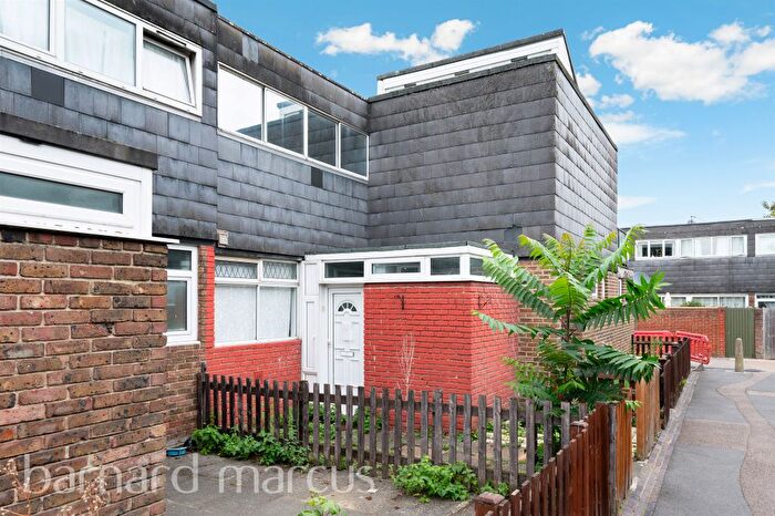 2 Bedroom Terraced House For Sale In Ramilles Close, London, SW2