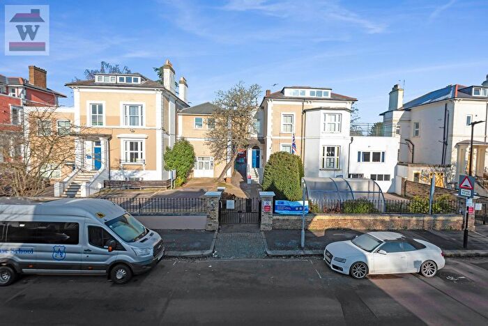 Detached House For Sale In Eversley Crescent, Isleworth, TW7
