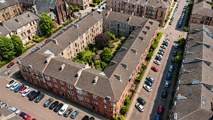 2 Bedroom Flat To Rent In Dowanhill Street, West End, Glasgow, G11
