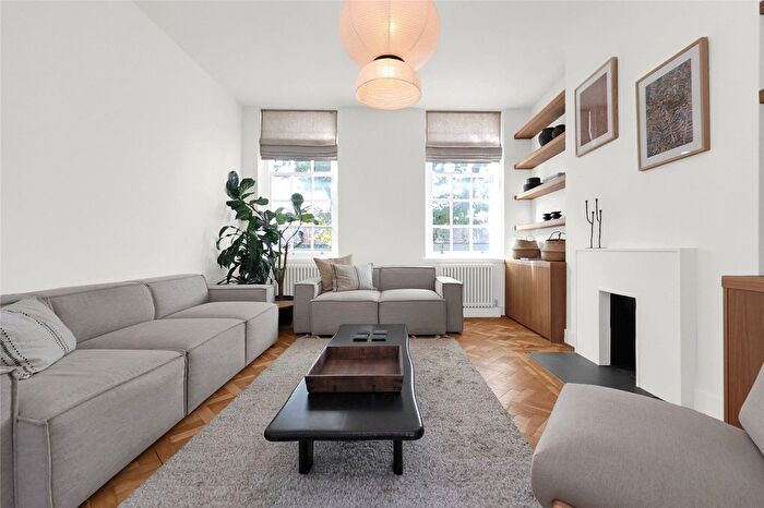 2 Bedroom Flat To Rent In Ingelow House, Holland Street, Kensington, W8