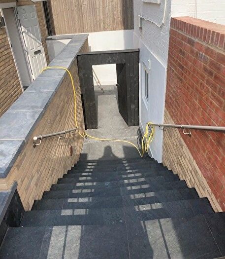 Studio To Rent In Cardwell Terrace, Holloway, Islington, North London, N7