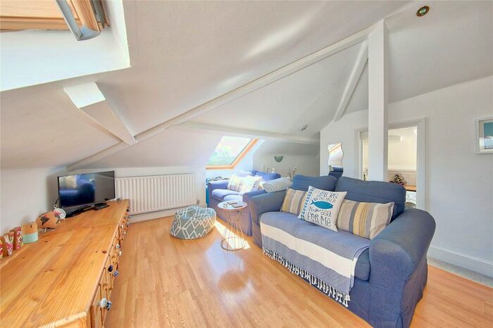 1 Bedroom Flat To Rent In Gauden Road, London, SW4