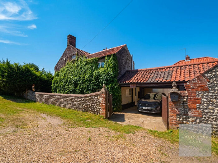 2 Bedroom Cottage For Sale In Norwich Road, Roughton, Norwich, NR11