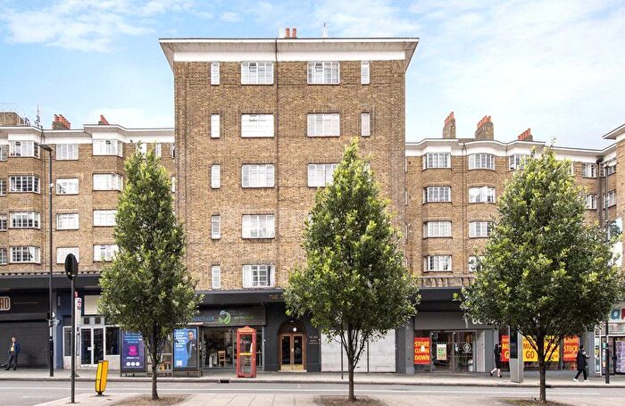 2 Bedroom Flat To Rent In Streatham High Road, London, SW16