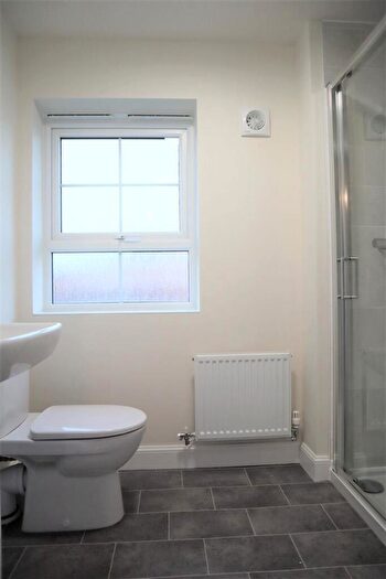 3 Bedroom Semi-Detached House To Rent In Beaufighter Crescent, Melton Mowbray, Leicestershire, LE13