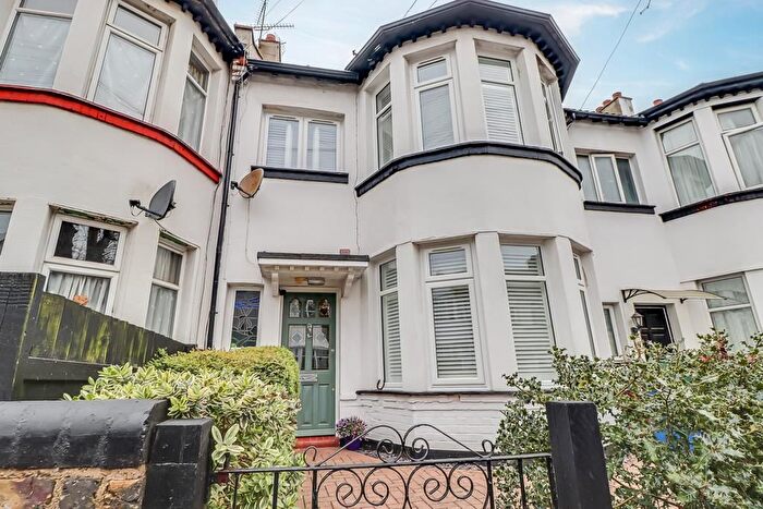 4 Bedroom Terraced House For Sale In Fairmead Avenue, Westcliff-On-Sea, SS0