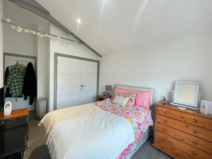 1 Bedroom Apartment To Rent In Goldstone Street, Hove, BN3