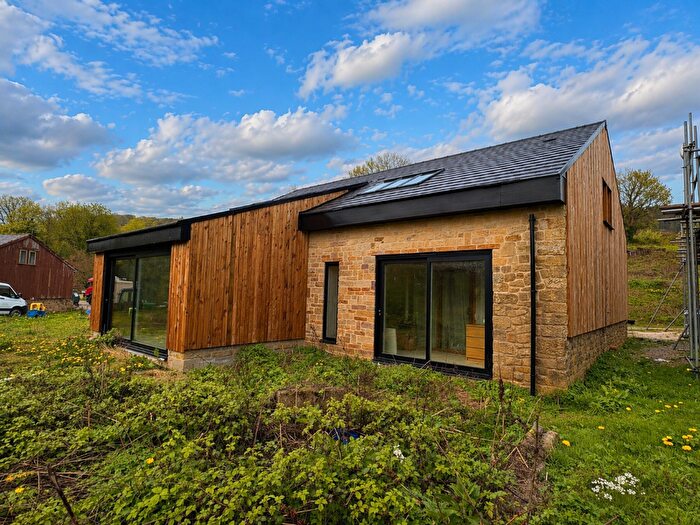 2 Bedroom Detached House For Sale In Holly Lane, Hopton, Derbyshire, DE4