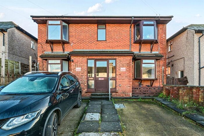 Studio For Sale In Brockhurst Road, Chesham, HP5