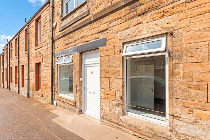 2 Bedroom Flat For Sale In Clerk Street, Loanhead, EH20