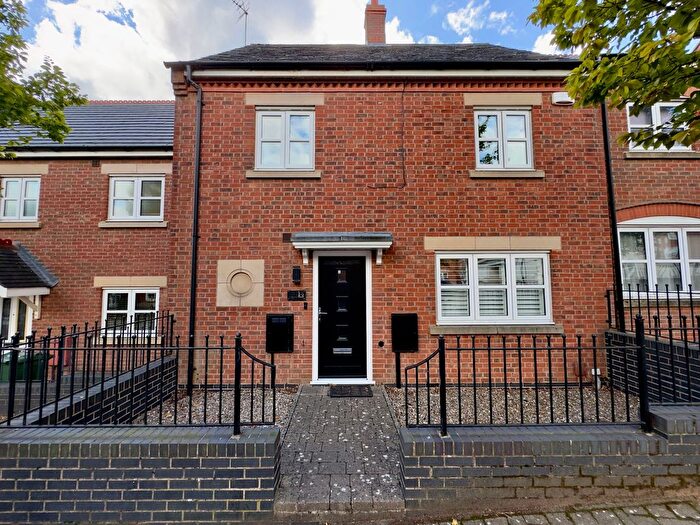 3 Bedroom Terraced House For Sale In Hallam Fields Road, Birstall, LE4