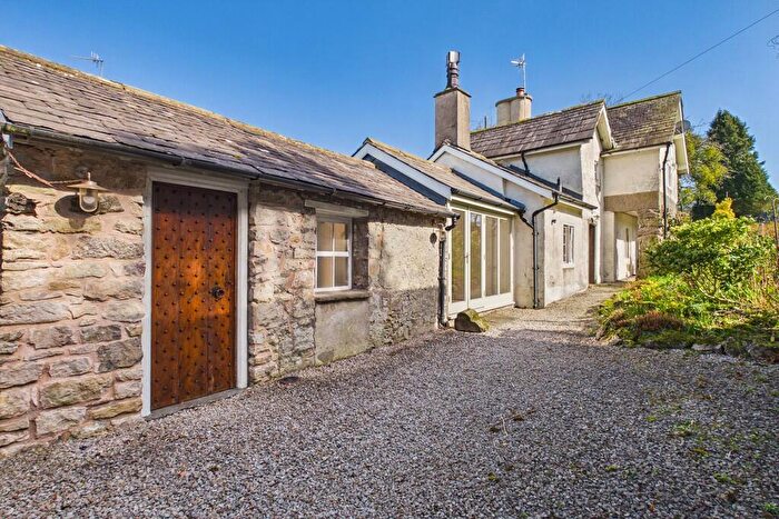 2 Bedroom Cottage To Rent In Heversham, Milnthorpe, LA7