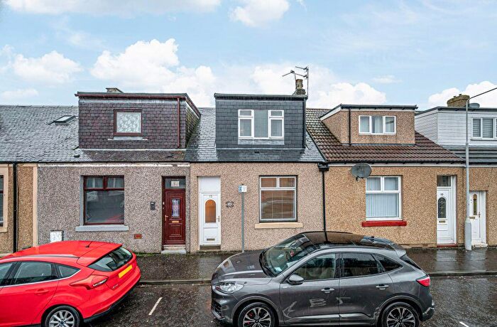 3 Bedroom Terraced House For Sale In Whyte Street, Lochgelly, KY5