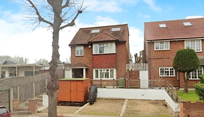 5 Bedroom Detached House To Rent In Barry Road, London, SE22