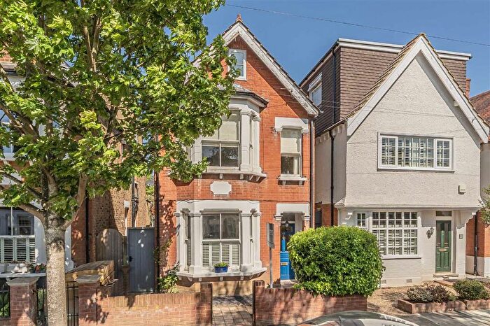 4 Bedroom Detached House For Sale In Atbara Road, Teddington, TW11