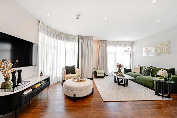 2 Bedroom Terraced House To Rent In Park Lane Place, North Row, W1K