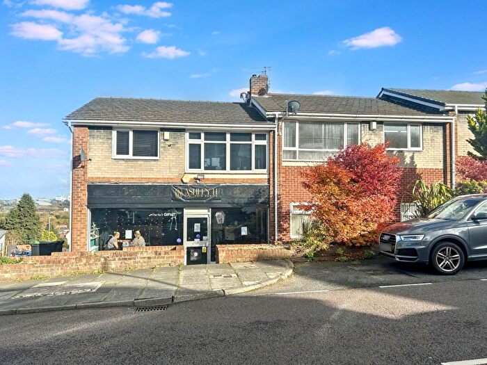 2 Bedroom Apartment To Rent In Mountside Gardens, Lobley Hill, Gateshead, Tyne And Wear, NE11