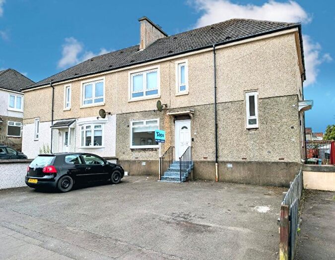 2 Bedroom Flat For Sale In Kirkview Avenue, Shotts, ML7