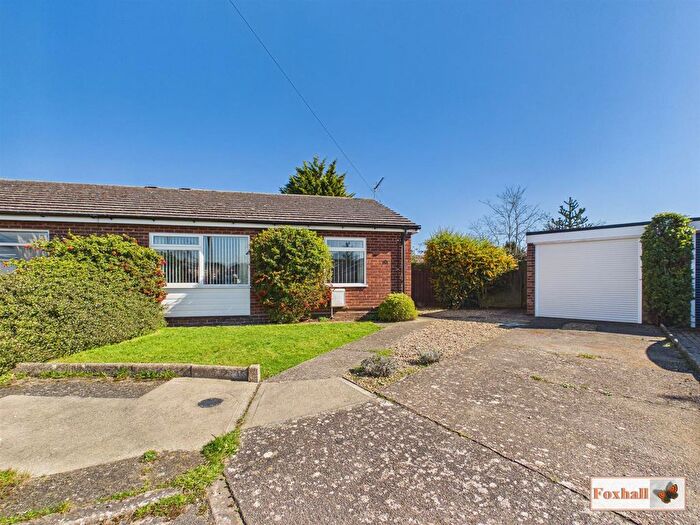 3 Bedroom Semi Detached Bungalow For Sale In Felix Close, Kesgrave, Ipswich, IP5