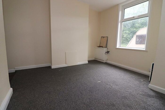 3 Bedroom Terraced House To Rent In Bedford Street, Blackburn, BB2