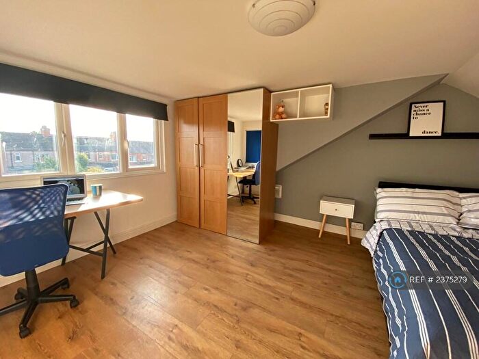5 Bedroom End Of Terrace House To Rent In Kingsland Avenue, Coventry, CV5