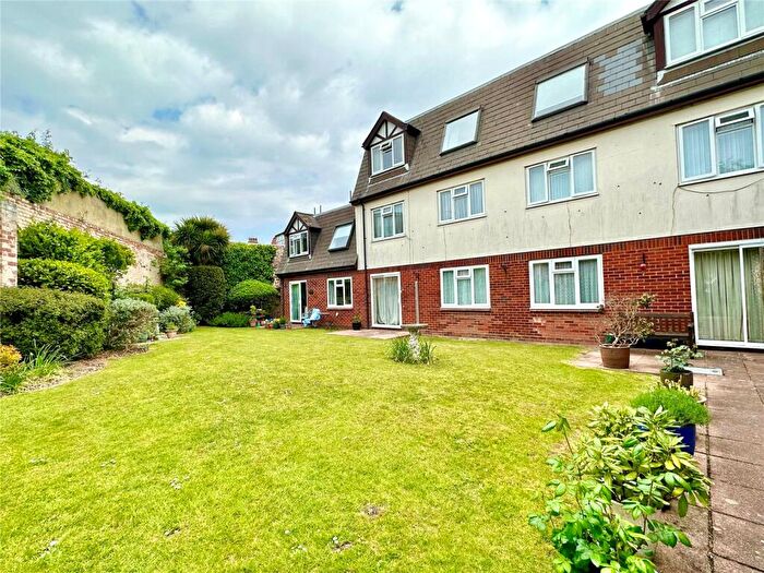 1 Bedroom Apartment For Sale In Green Street, Old Town, Eastbourne, East Sussex, BN21
