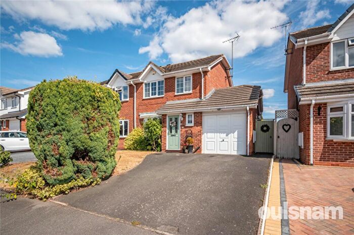 3 Bedroom Semi Detached House For Sale In York Close, Bournville, Birmingham, West Midlands, B30