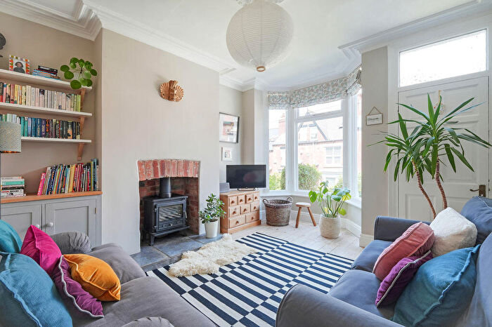 3 Bedroom Terraced House For Sale In Wayland Road, Sharrow, Sheffield, S11