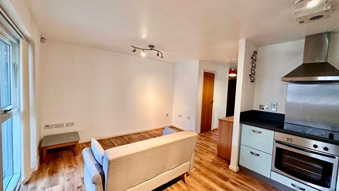 1 Bedroom Flat To Rent In Hazelwood Lane, Chipstead, Coulsdon, CR5