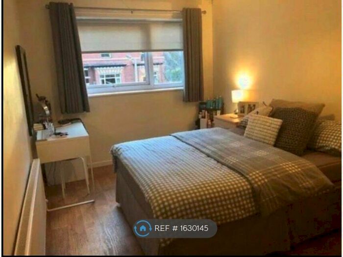 1 Bedroom Flat To Rent In Cranbourne Road, Stockport, SK4