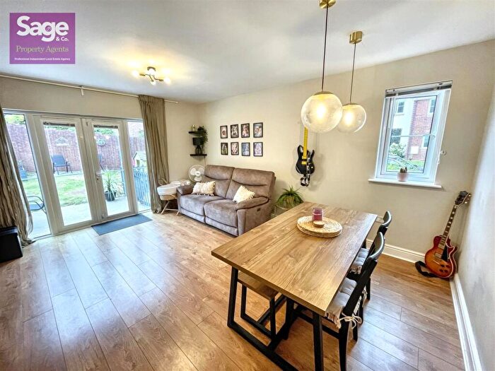 3 Bedroom End Of Terrace House For Sale In High Trees, Risca, NP11