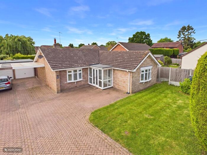 3 Bedroom Detached Bungalow For Sale In The Avenue, North Fambridge, CM3