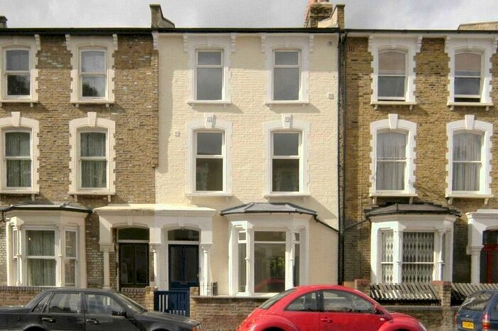 2 Bedroom Terraced House To Rent In Graham Road, Hackney, London, E8
