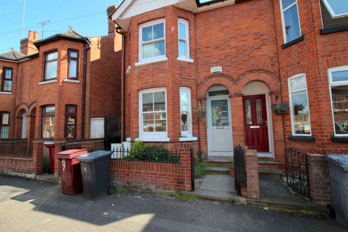 5 Bedroom House To Rent In Gloucester Road, Reading, RG30