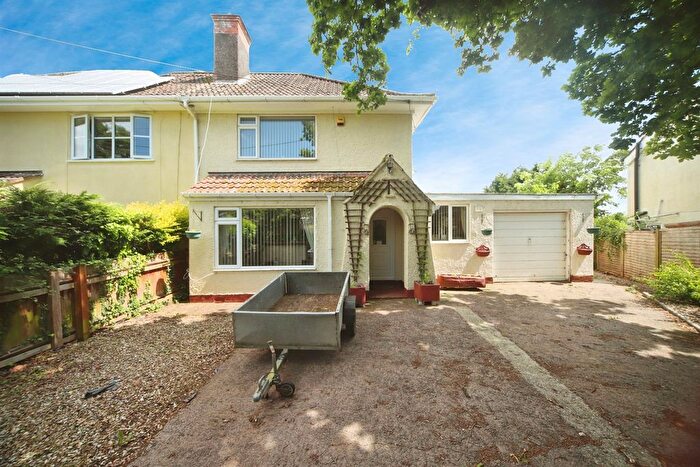 3 Bedroom Semi Detached House For Sale In Mill Lane, Bishops Lydeard, Taunton, TA4