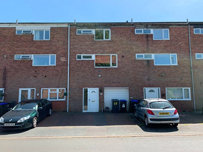 3 Bedroom Terraced House To Rent In The Medway, Daventry, Northamptonshire, NN11