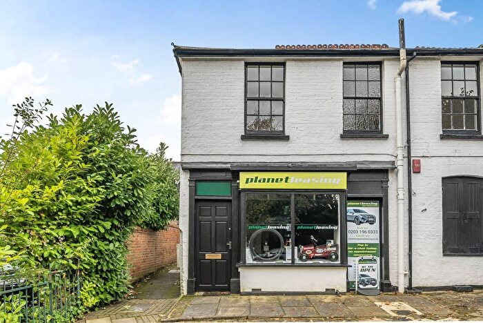 2 Bedroom Flat To Rent In Stanmore Hll, Stanmore, HA7