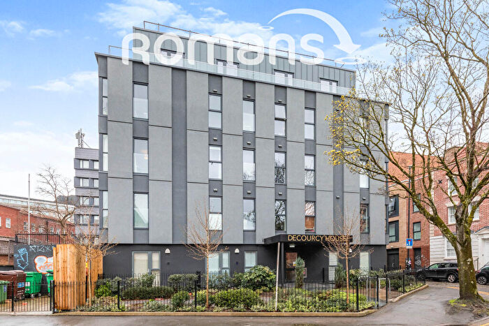 1 Bedroom Flat To Rent In Decourcy House, Upper York Street, Bristol, BS2