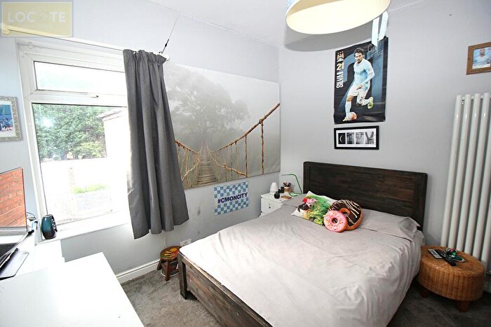 3 Bedroom End Of Terrace House For Sale In Beech Avenue, Urmston, M41