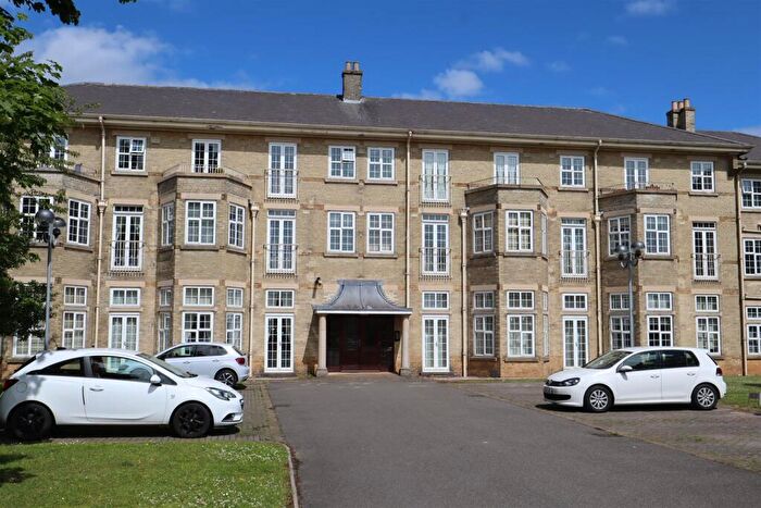 2 Bedroom Flat To Rent In Cathedral Heights, Chichester Road, Bracebridge Heath, LN4