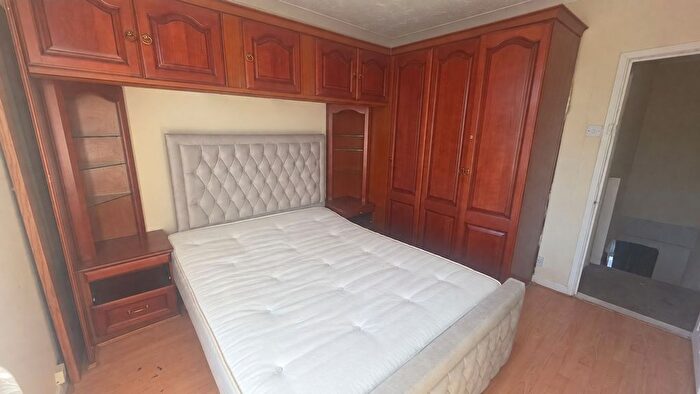 2 Bedroom Terraced House To Rent In Sparsholt Road, Barking, IG11