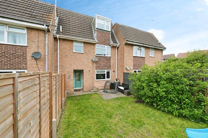 4 Bedroom Terraced House For Sale In Hunter Road, Belper, DE56