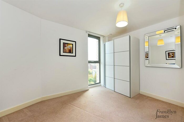 2 Bedroom Apartment For Sale In Venice Corte, Elmira Street, London, SE13