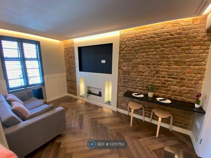 1 Bedroom Flat To Rent In Conway Street, London, W1T