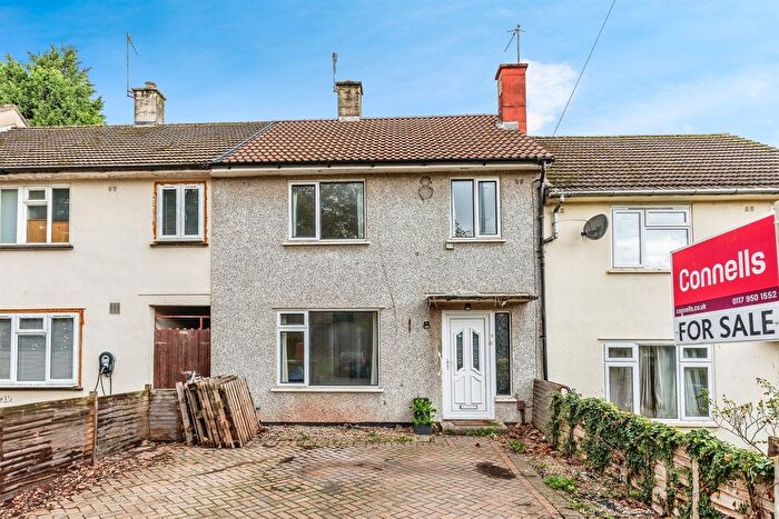 3 Bedroom Terraced House For Sale In Thornmead Grove, Bristol, BS10