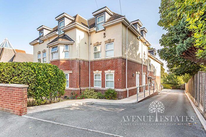 2 Bedroom Flat For Sale In Southbourne Road, Bournemouth, Bournemouth Christchurch Poole, BH6