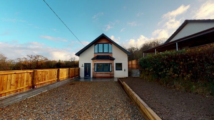 3 Bedroom Detached Bungalow For Sale In Golden Grove, Carmarthen, SA32