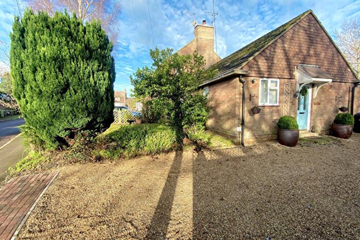2 Bedroom Bungalow For Sale In The Ivies, Manningford Bruce, Pewsey, SN9