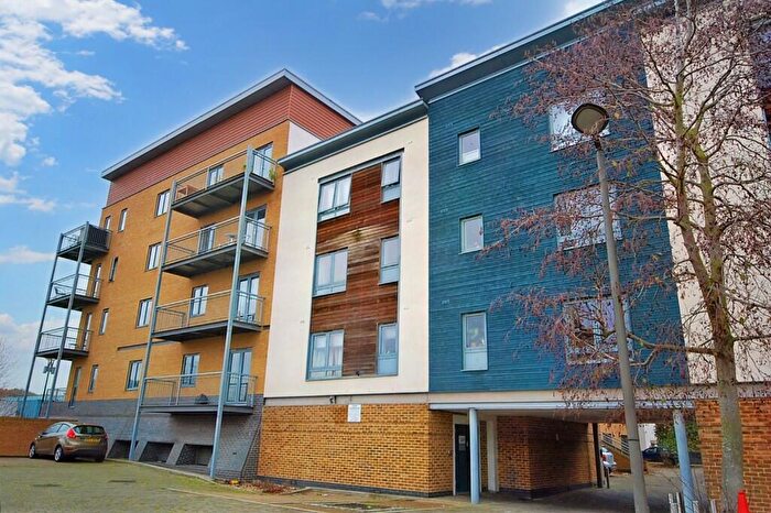 1 Bedroom Apartment To Rent In Quayside Drive, Colchester, Essex, CO2