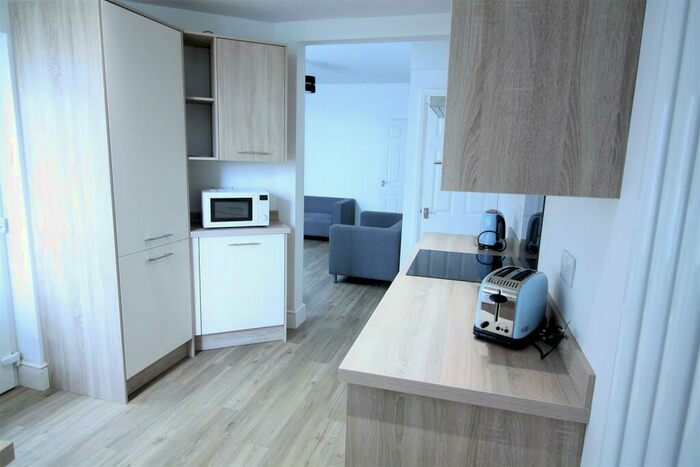 4 Bedroom Private Hall To Rent In Wingate Saul Road, Lancaster, LA1